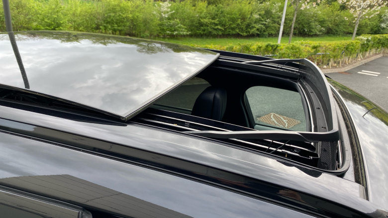 Land Rover Range Rover Velar 2.0 D200 MHEV Dynamic HSE 5dr Auto Diesel Estate